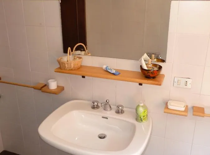 Degli Scoiattoli Βίλα